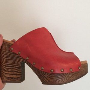 KORK-EASE Red leather Platform Mules (size 8)